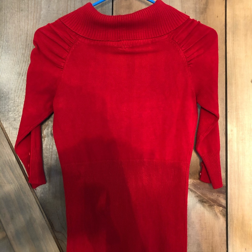 No boundaries woman’s 3/4 sleeve sweater